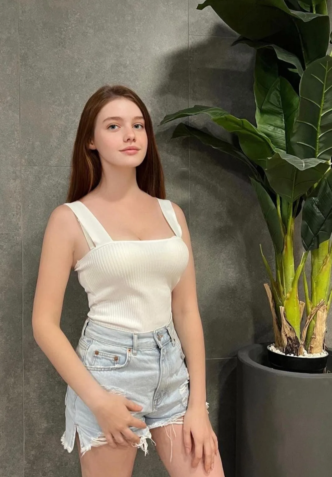 Oya - Zeytinburnu Escort